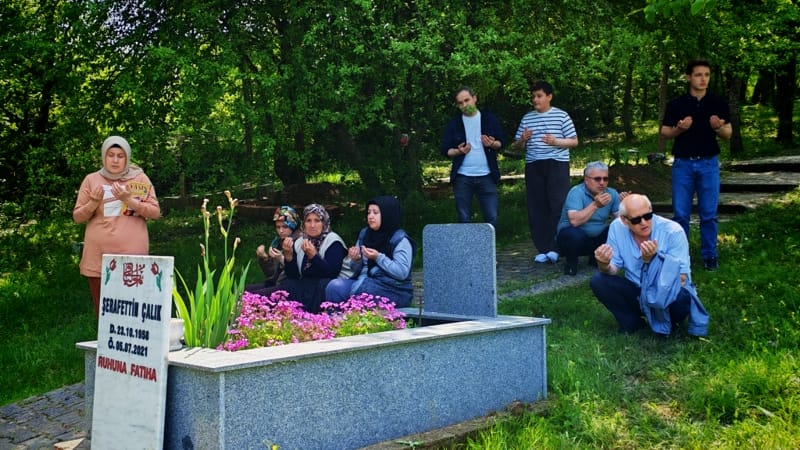 Mezarlıklar Ziyaret Edildi